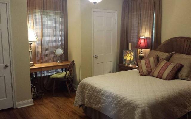 Country Club Chic Home Experience