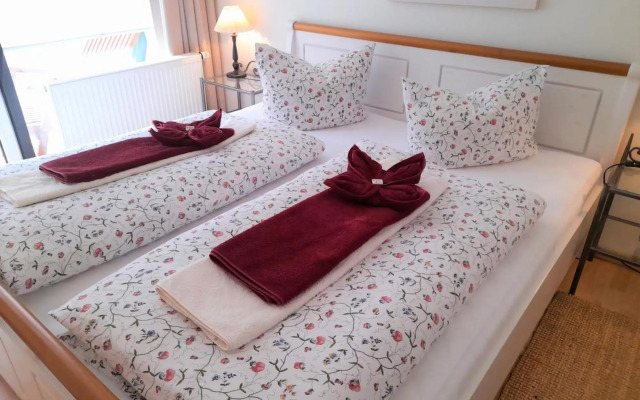 Waldoase I - Fewo mit Schwimmbad, Sauna und WLAN