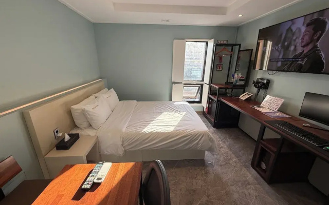 Ilsan Hotel Cleo