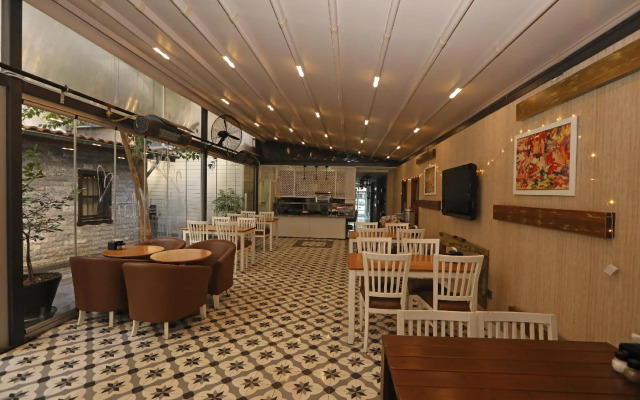 Mezzo Hotel
