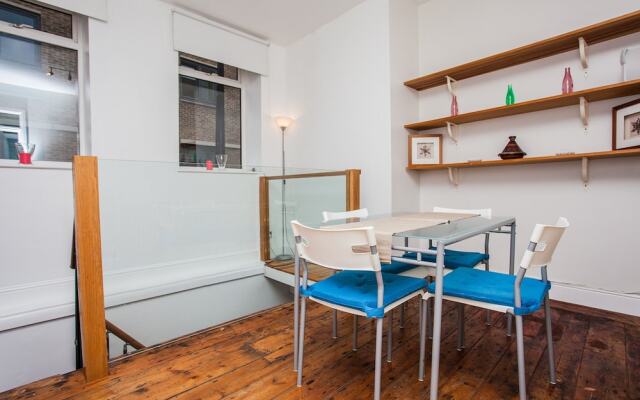 Bright &Spacious Family Home near London Bridge