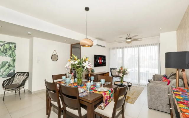 A Amenities Location Sleeps 6