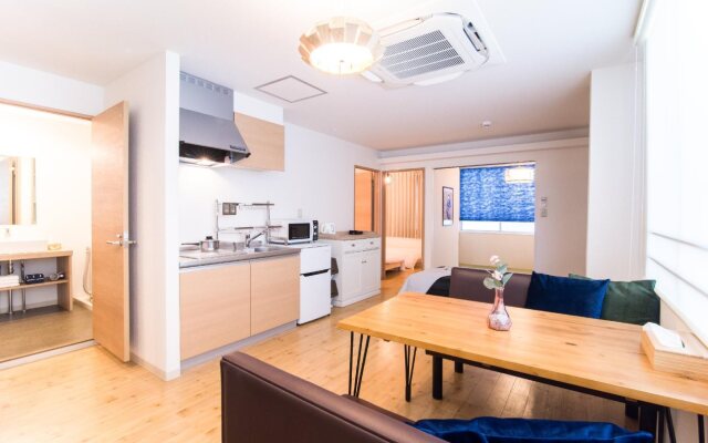 Ten Apartment Hotel