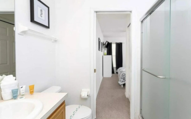 133 Beautiful Home With Lake View