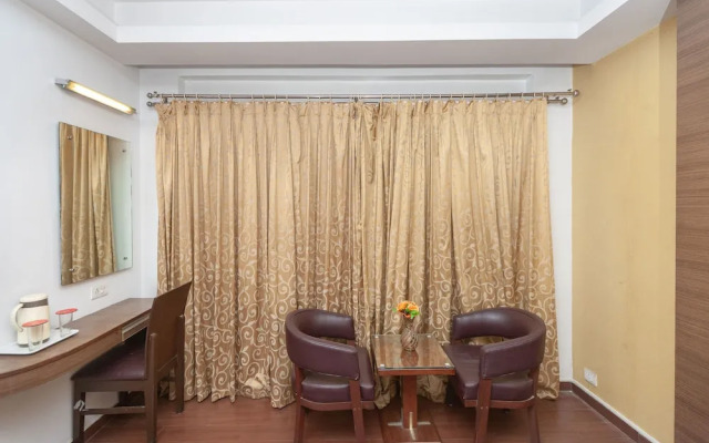 OYO 19674 Apoorva's Guest House