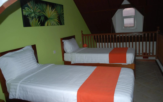 Sunset Reef Resort & Spa