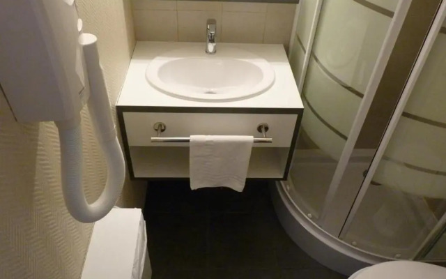 Hôtel Wood Inn Bordeaux Aeroport