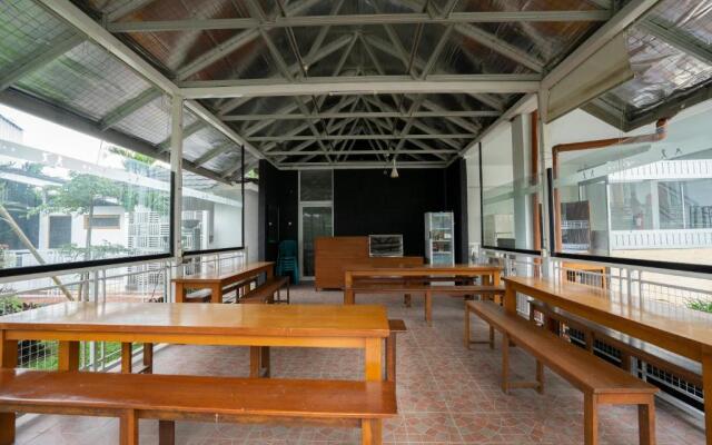 Urbanview Hotel Kazanan Lembang Bandung by RedDoorz