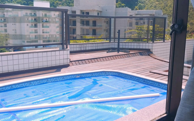 Apto Ubatuba Praia Grande - 4 quartos - piscina privativa