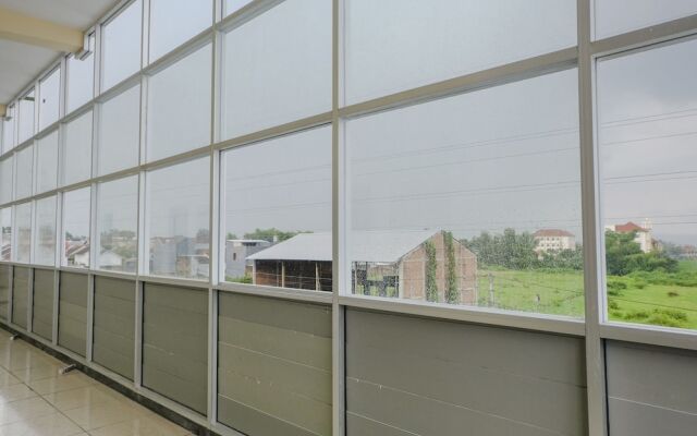 Sm House by OYO Rooms