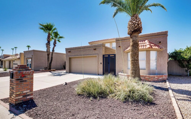 Sun Lakes Home: Fire Pit, Patio, Grill!