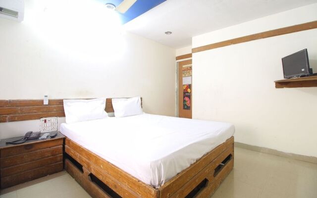 SPOT ON 40287 Hotel Shangrila