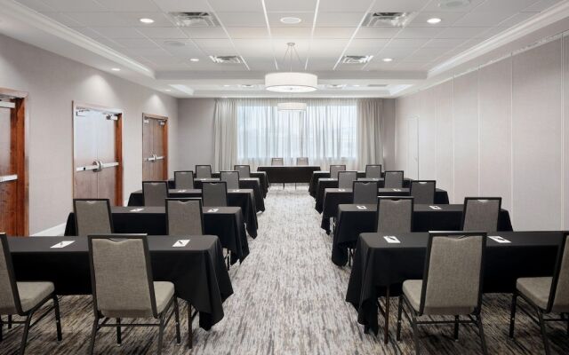 Sheraton Louisville Riverside Hotel