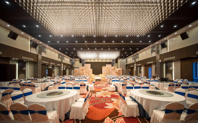 Ramada Plaza by Wyndham Hezhou North