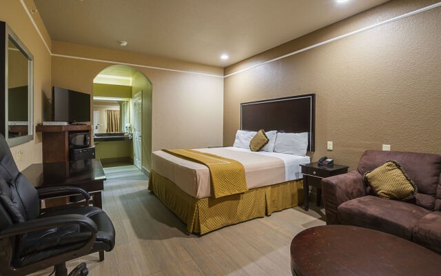 Scottish Inn & Suites Baytown