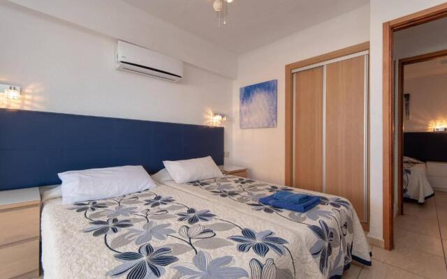 Santa Maria 105 - Two Bed with sea views