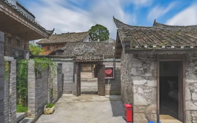 Future Homestay （Xingyi Wanfenglin Store） – Exterior – Qianxinan