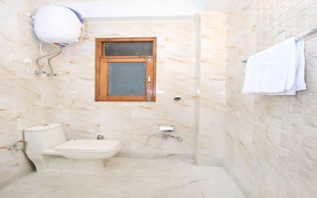 OYO 10860 Home Modern 3BHK New Shimla