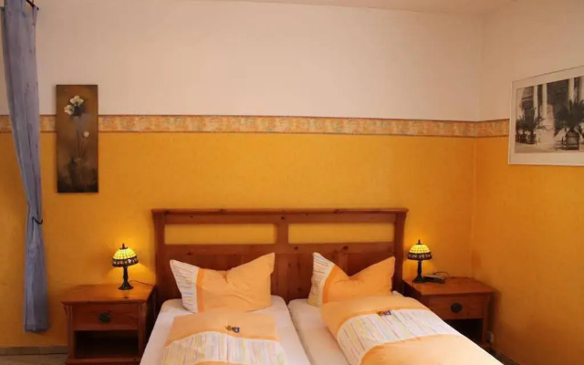 Kreuzerhof Hotel Garni