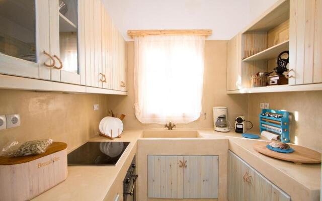 Mera Beachfront House at Falassarna Beach