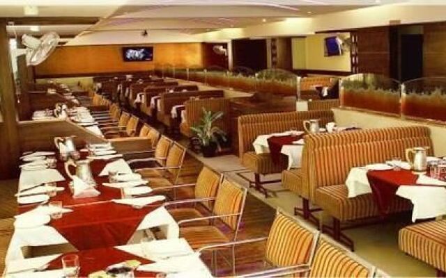 Hotel Nandhini St. Mark's Road