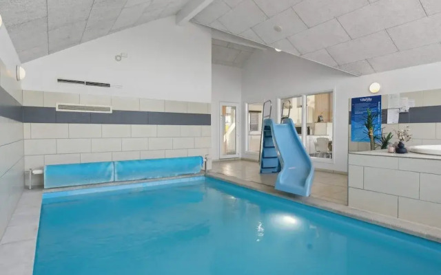 16 Person Holiday Home in Bogense