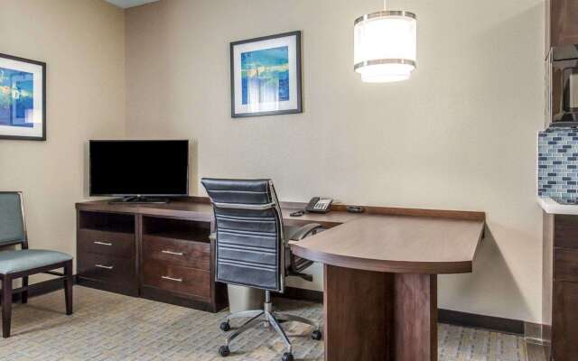 MainStay Suites Midland