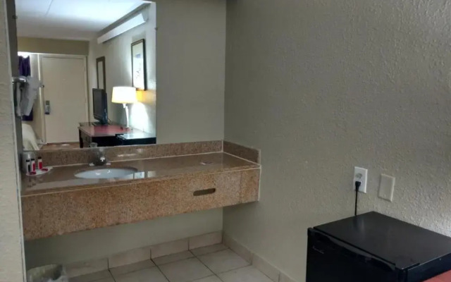 Travelodge by Wyndham Chicago - South Holland