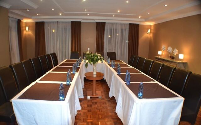 Fasil International Hotel