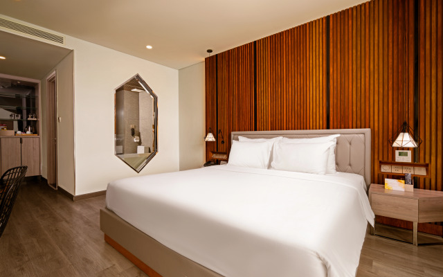 Haian Riverfront Hotel Da Nang