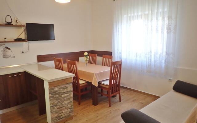 Apartments Sidro By The Sea