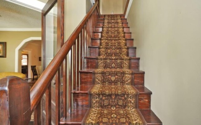 The Wayward Traveler's Inn