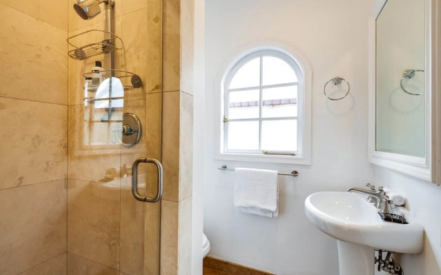 Views of the Hills From Fredonia Drive