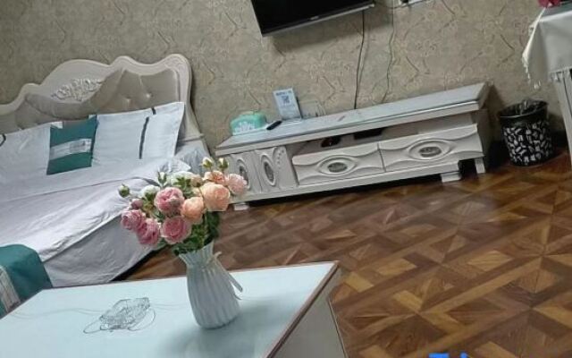 Peach Blossom Valley B&B (Huishan Wanda Branch)