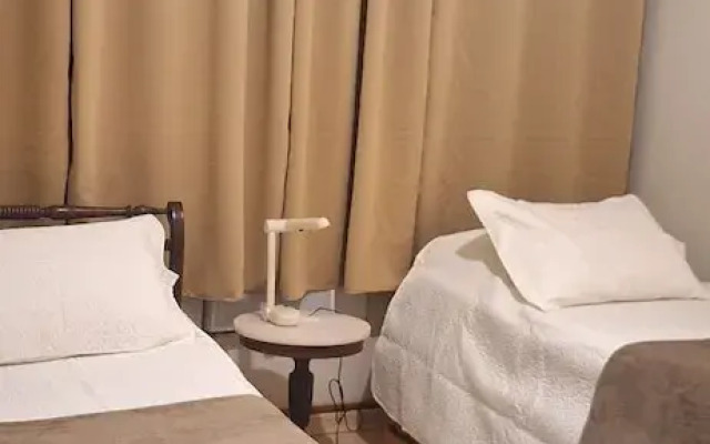 2 quartos com garagem ao lado do metrô