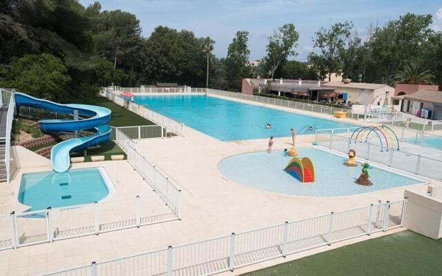 Appartement Six-Fours-les-Plages, 2 pièces, 5 personnes - FR-1-316-287