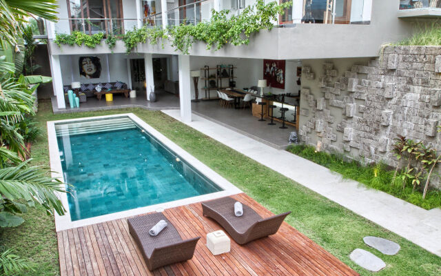 Alopa Villas