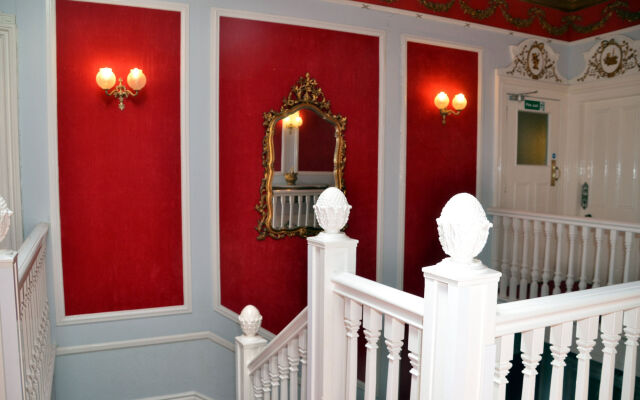 Luccombe Manor Country House Hotel