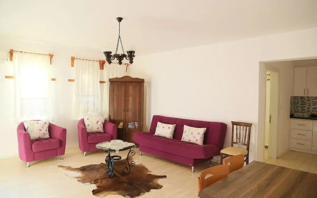 Ova Suites