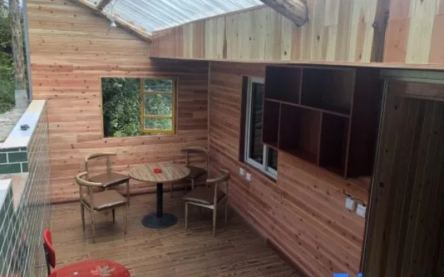 Ya'an Gasa Tibetian Inn