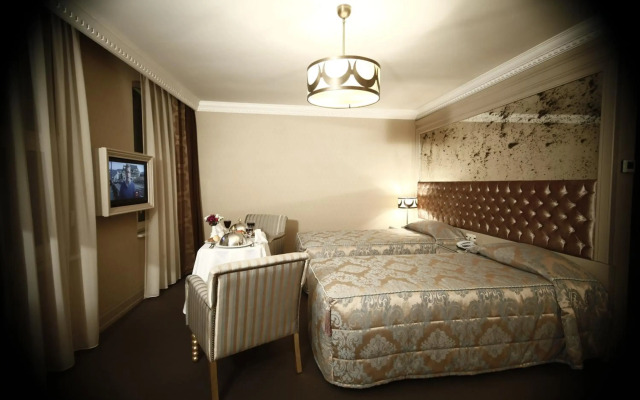Palm Beach Hotel Bali
