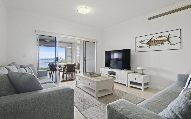 Deep Blue Apartment 1 Tangalooma