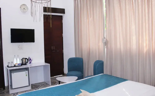 Royale Amata By the Beach