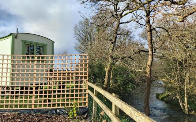 The Old Mill Shepherd's Hut