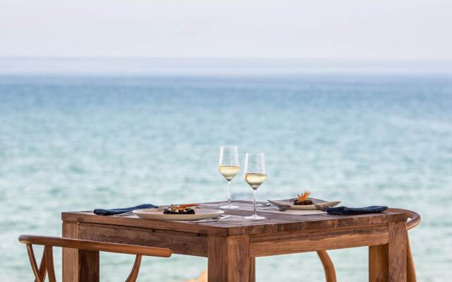 Abaton Island Resort & Spa