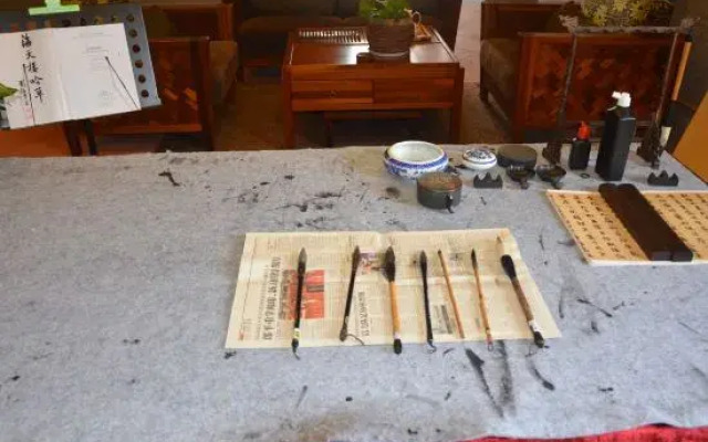 Xiangxi Hostel (Longmen Branch 2)