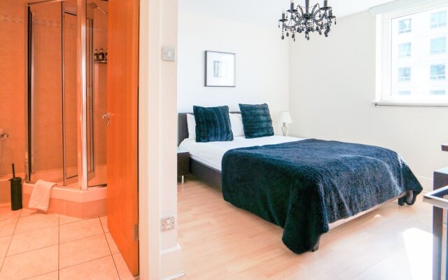 River Thames View Apartment
