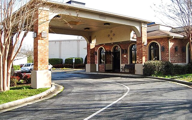 Motel 6 - High Point