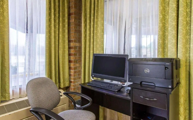 Rodeway Inn