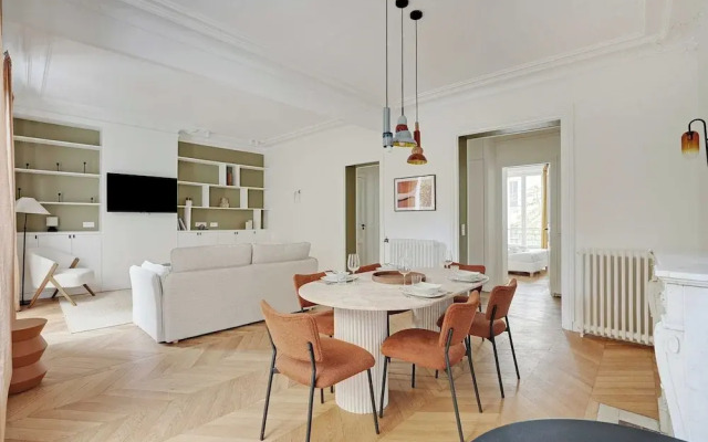 Elegance and Charm in the Chic Town of Neuilly
